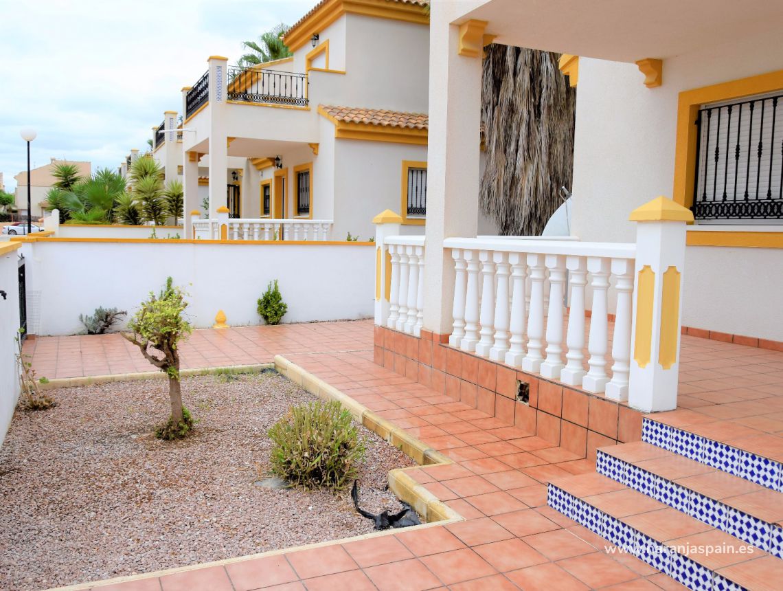 Sale - Semi-detached house - Ciudad Quesada