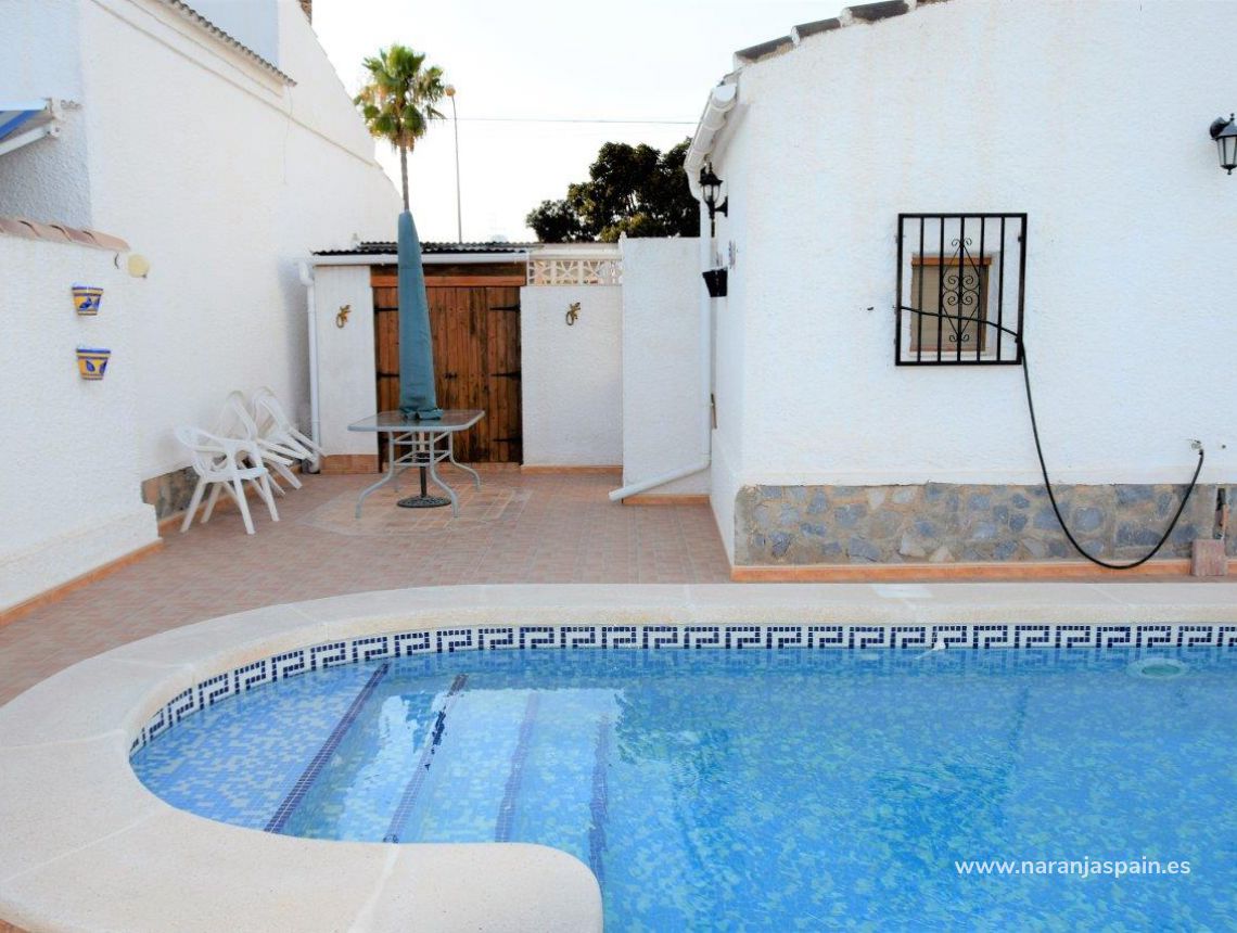 Sale - Villa - Torrevieja - El Chaparal