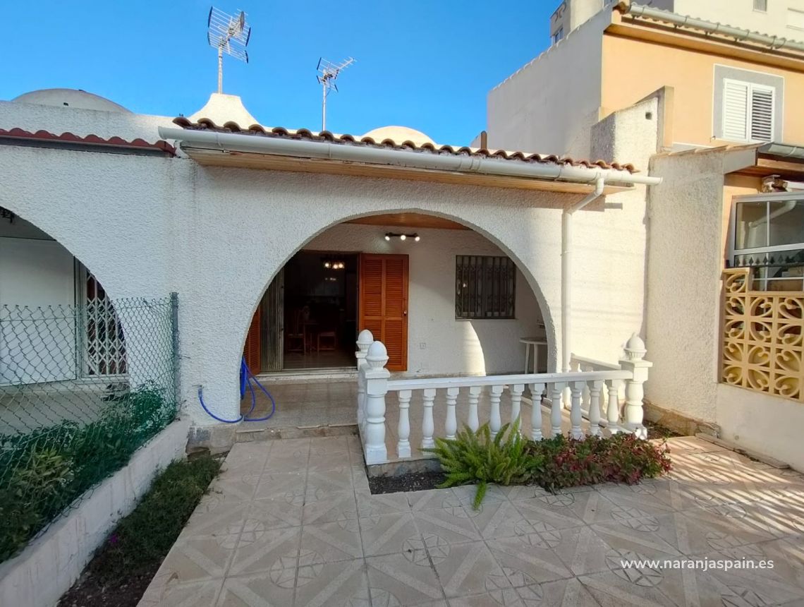 Semi-detached house - Sale - Torrevieja - Torrevieja town