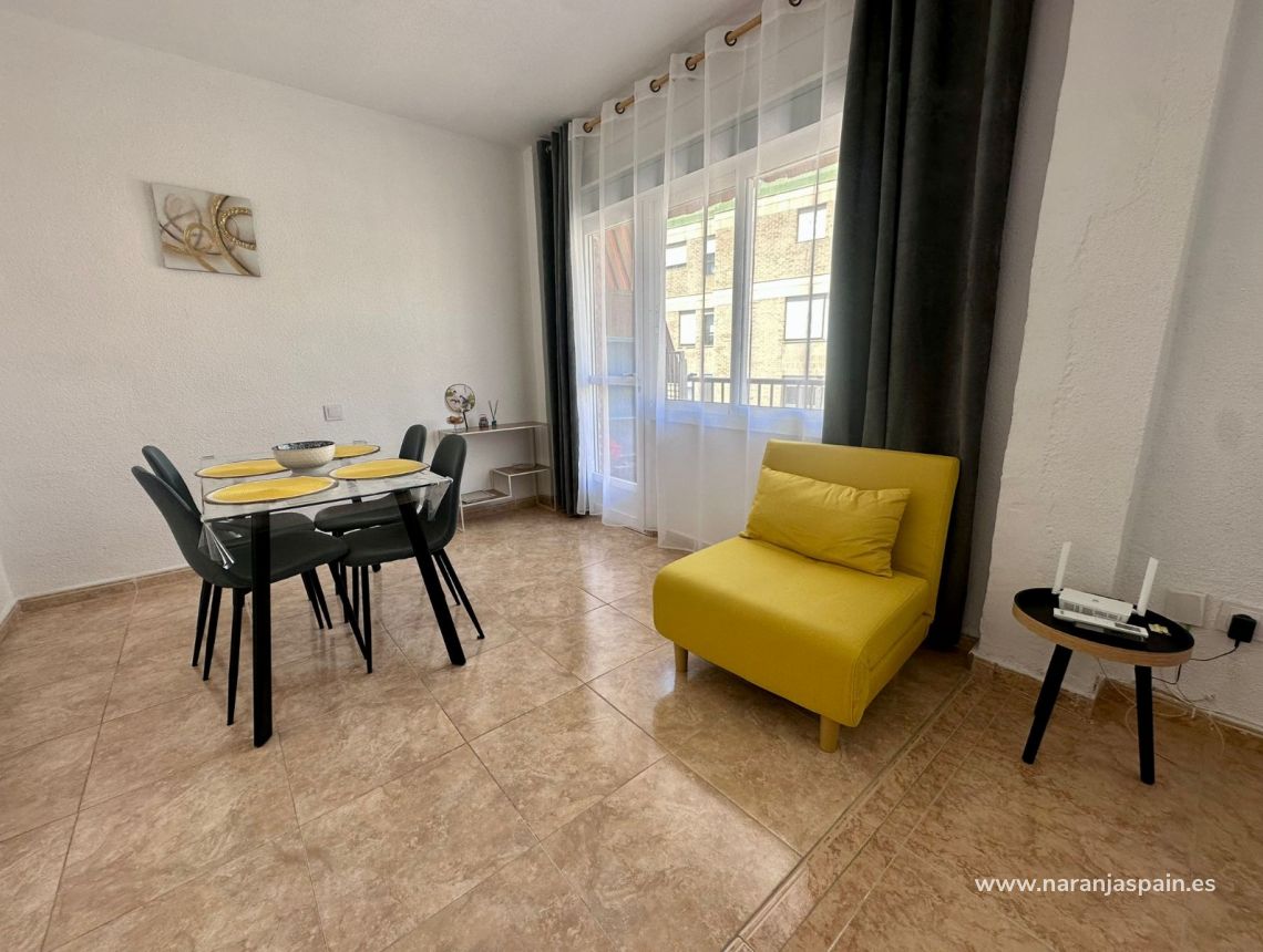 Alquiler larga estancia - Apartamento - Guardamar del Segura - CENTRO