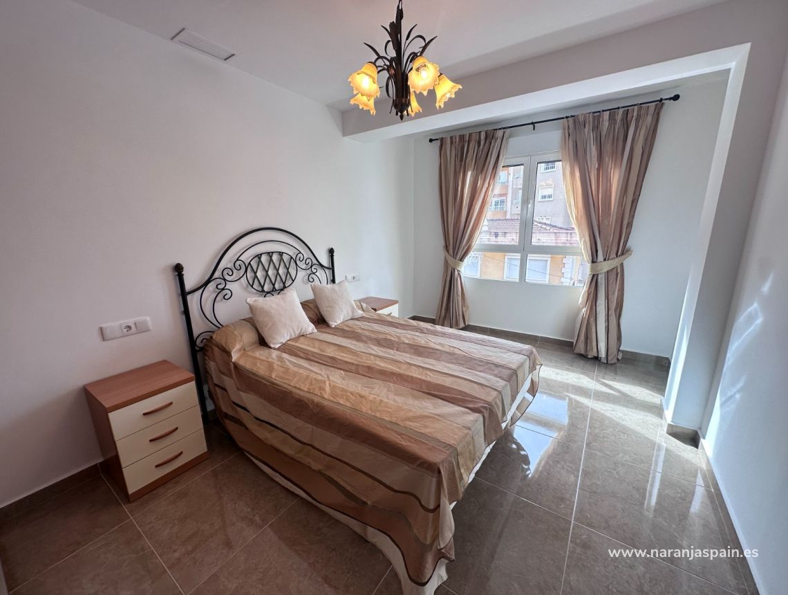 Alquiler larga estancia - Apartamento - Guardamar del Segura - Pueblo