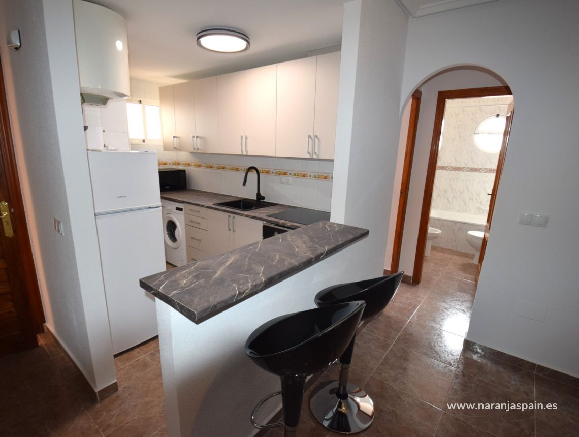 Alquiler larga estancia - Apartamento - Torrevieja - Center