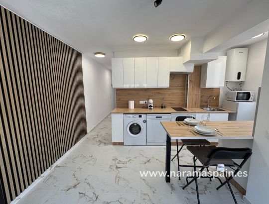 Apartament - Sprzedaż - Torrevieja - Centro