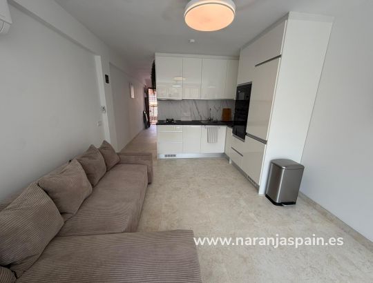 Apartamento - Alquiler larga estancia - Guardamar del Segura - Pueblo