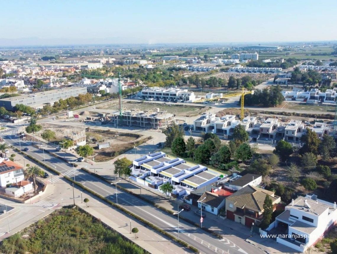 Nauja statyba - Town House - Dolores - Sector 3