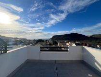 Nauja statyba - Town House - La Union - centro