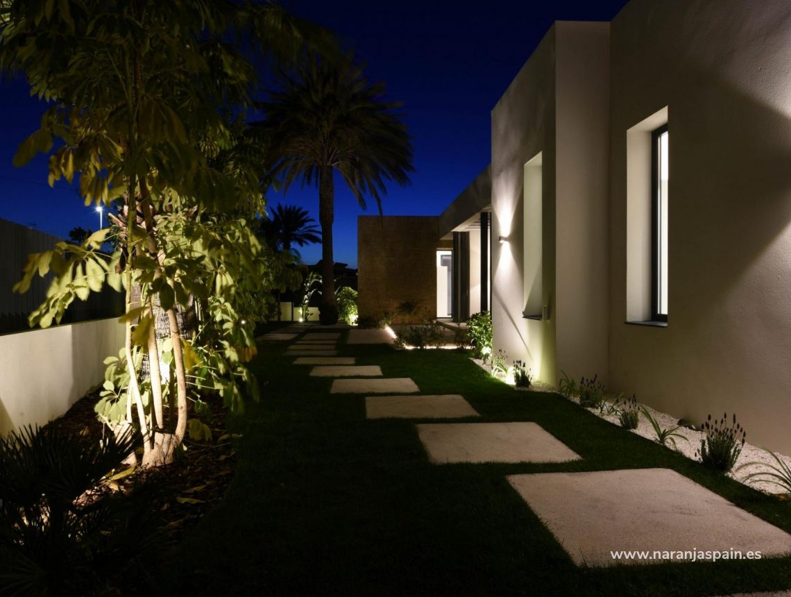 Obra Nueva - Villa - Alfas del Pi - Albir