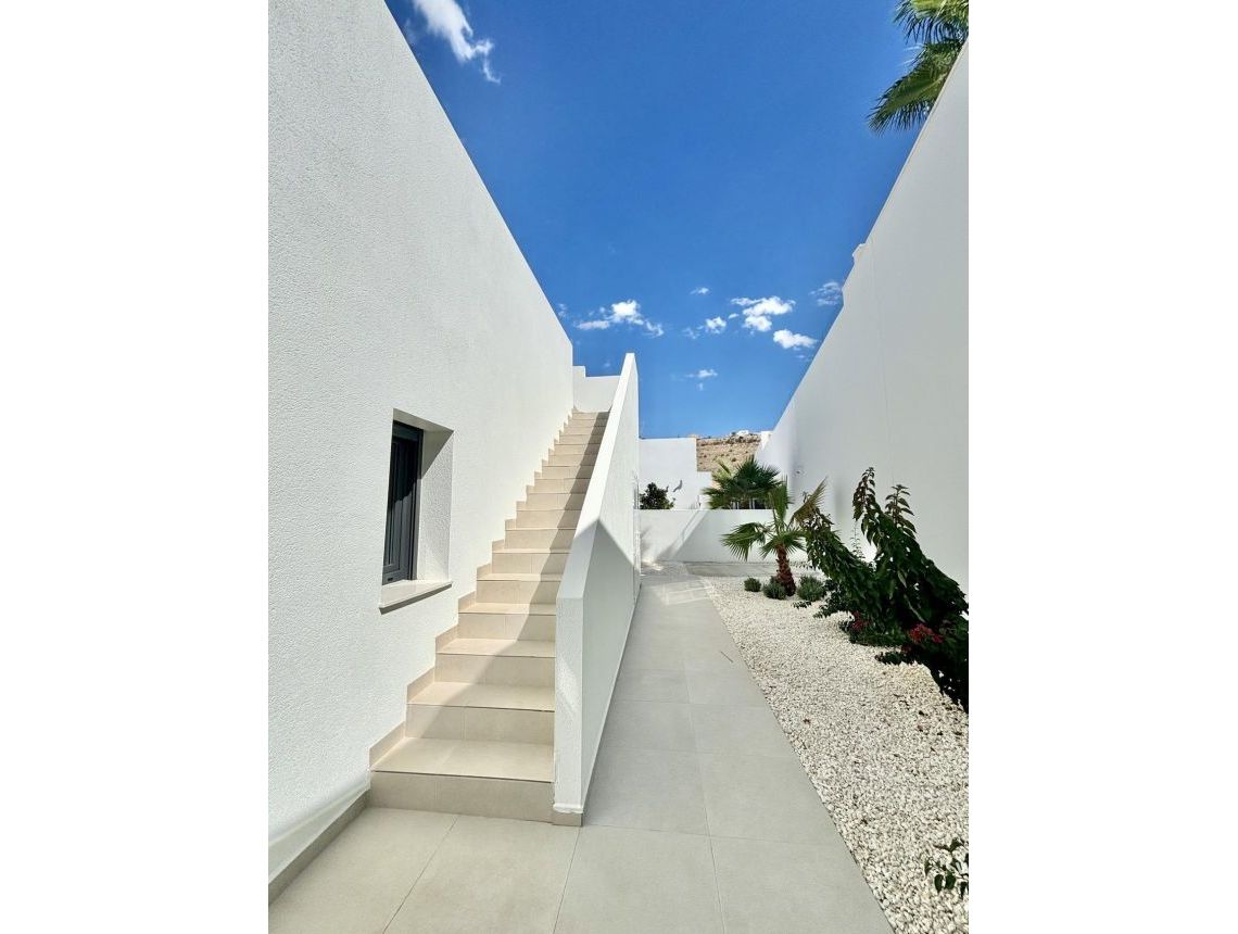 Obra Nueva - Villa - Benijofar