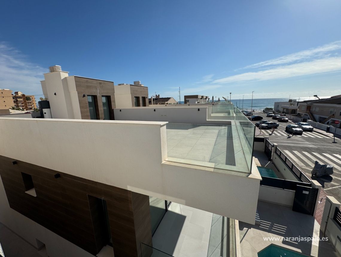 Obra Nueva - Villa - La Mata, Torrevieja - La Mata Playa