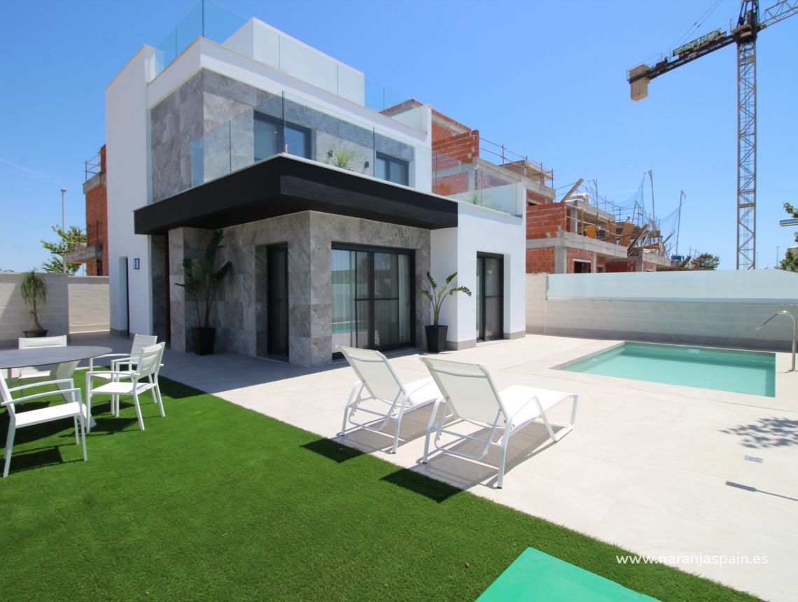 Obra Nueva - Villa - Pilar de la Horadada