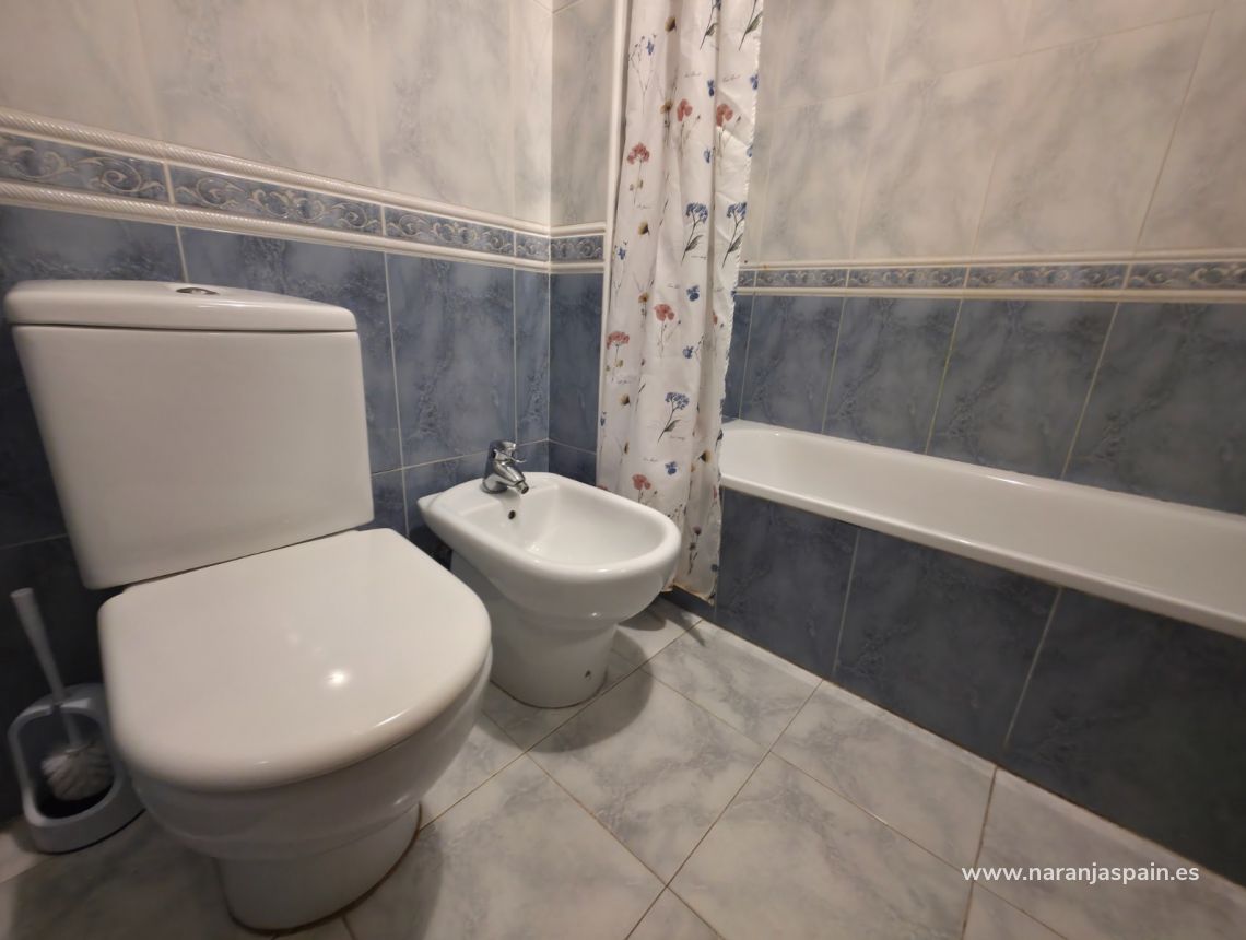 Parduodama - Apartamentai - Torrevieja - Paseo maritimo