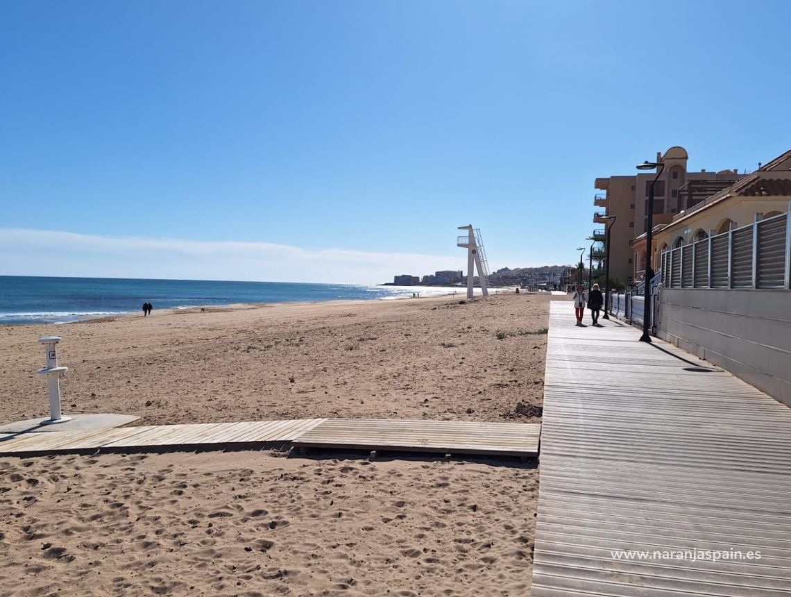 Parduodama - Bungalow - La Mata, Torrevieja - La Mata Playa
