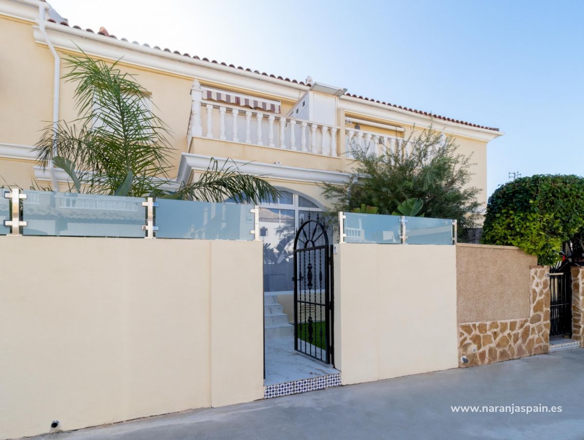 Parduodama - Bungalow - Torrevieja - aguas nuevas