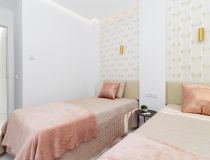 Parduodama - Bungalow - Torrevieja - aguas nuevas