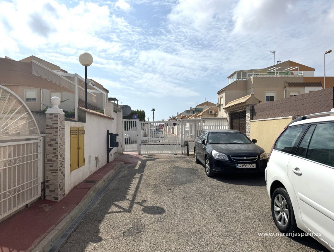 Parduodama - Bungalow - Torrevieja - Torretas