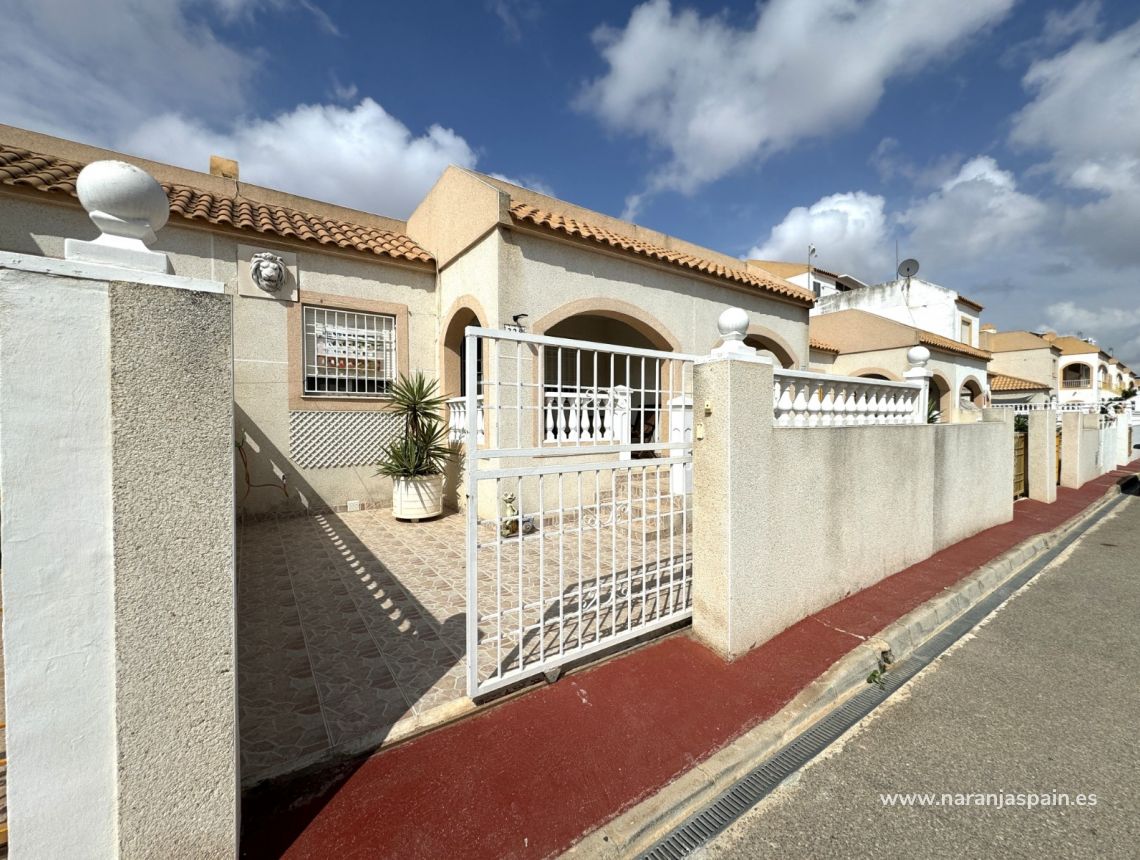 Parduodama - Bungalow - Torrevieja - Torretas