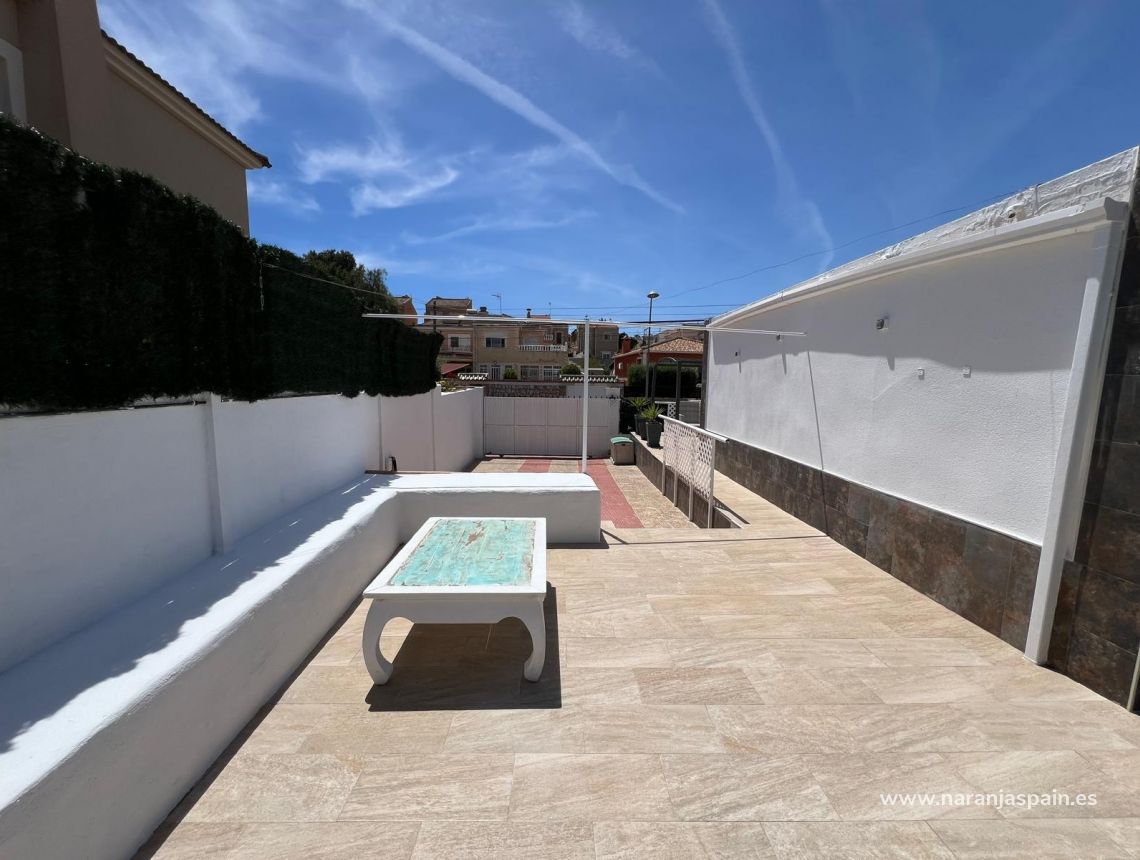 Parduodama - Vila - Torrevieja - Los balcones