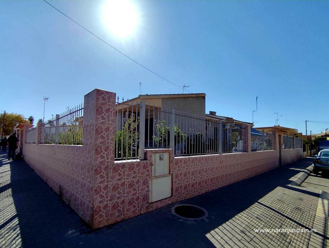 Parduodama - Vila - Torrevieja - Nueva Torrevieja
