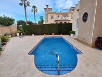 Parduodama - Villa - Guardamar del Segura - Urb. El Raso