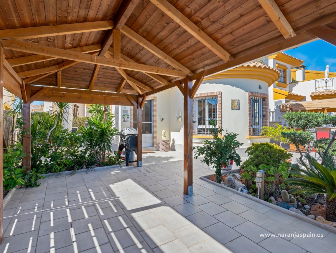 Parduodama - Villa - Guardamar del Segura - Urb. El Raso