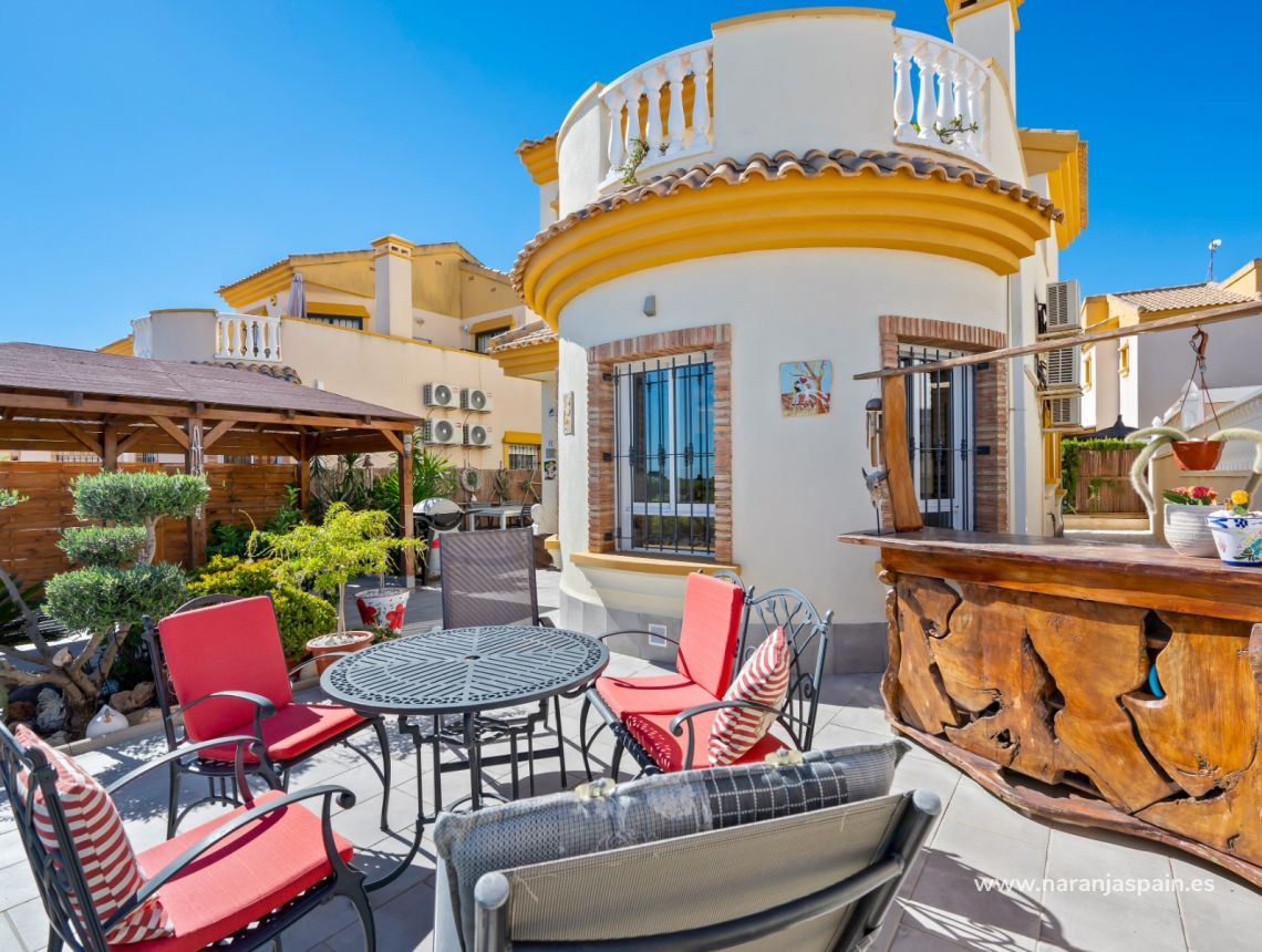 Parduodama - Villa - Guardamar del Segura - Urb. El Raso