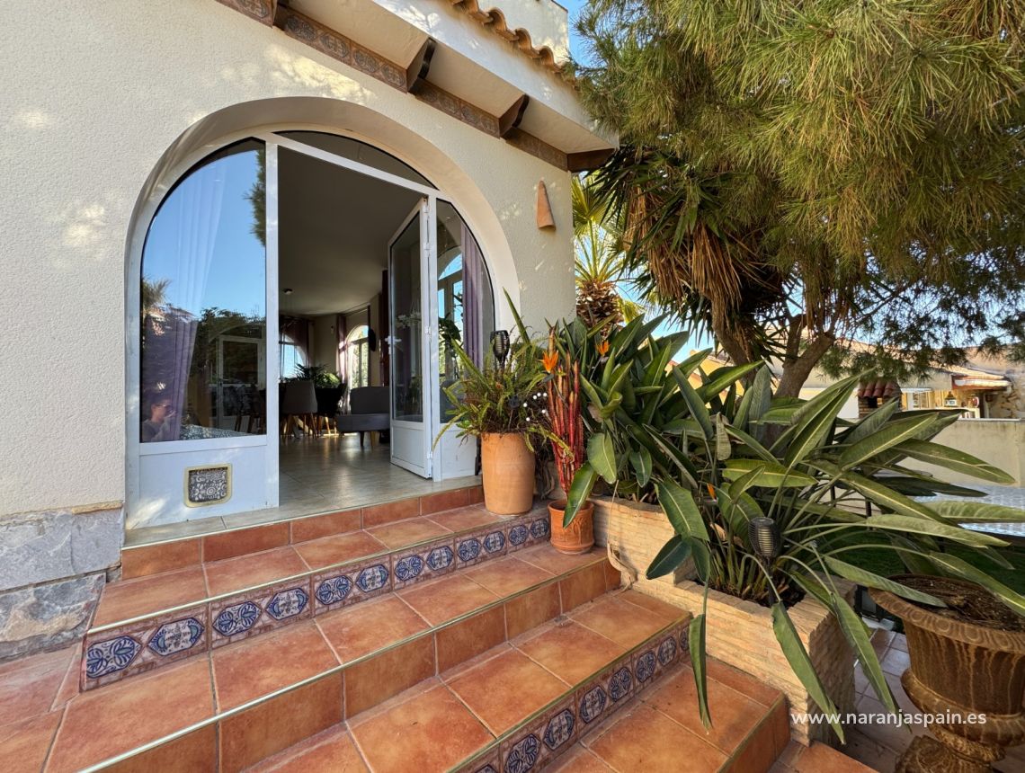 Parduodama - Villa - Orihuela Coast - La Zenia