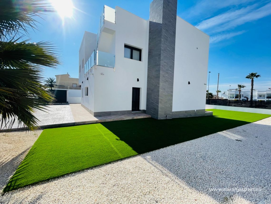 Parduodama - Villa - Torrevieja - Aguas nuevas 1