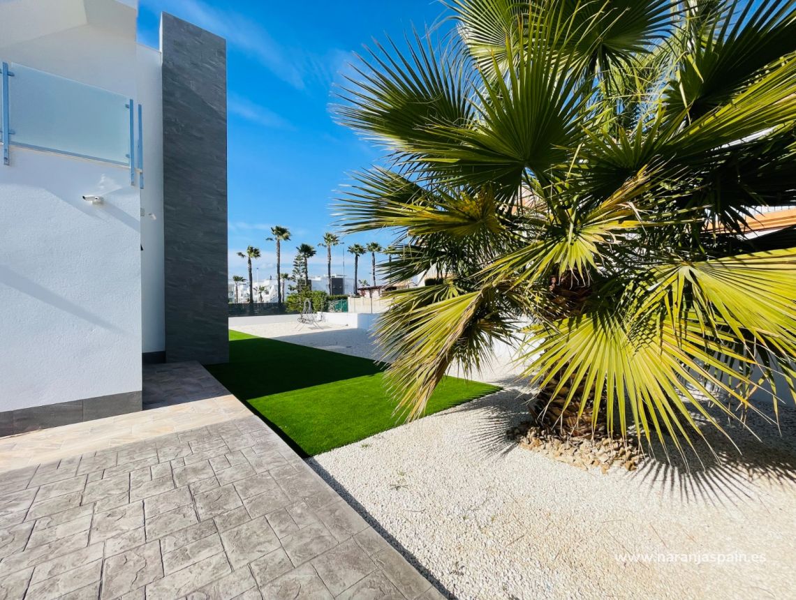 Parduodama - Villa - Torrevieja - Aguas nuevas 1