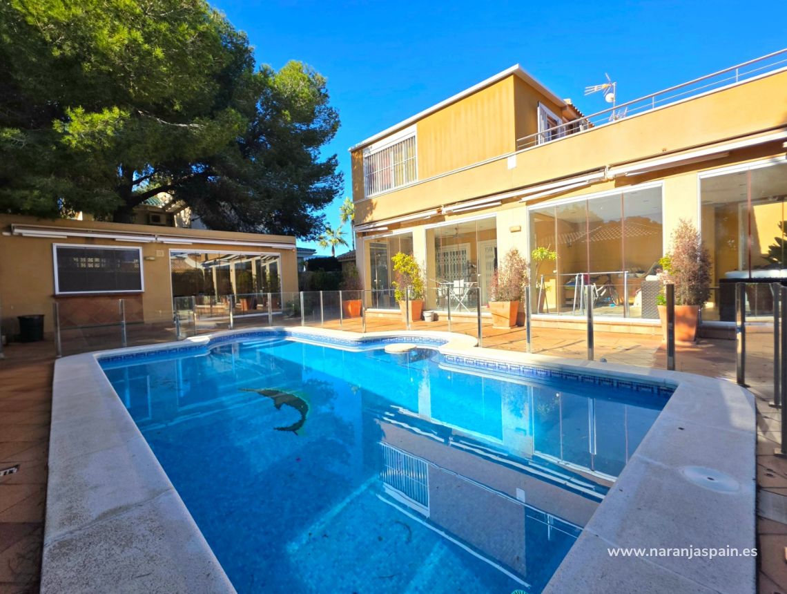 Parduodama - Villa - Torrevieja - Cabo Cervera