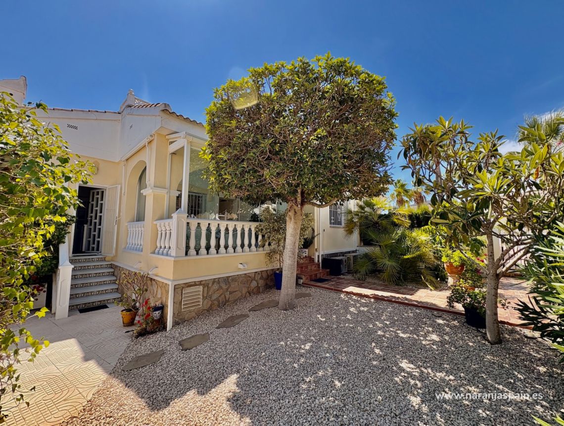 Sale - Adosado - Рохалес - Ciudad Quesada