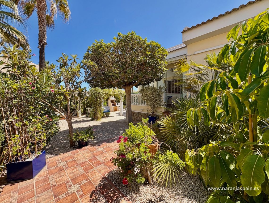 Sale - Adosado - Рохалес - Ciudad Quesada