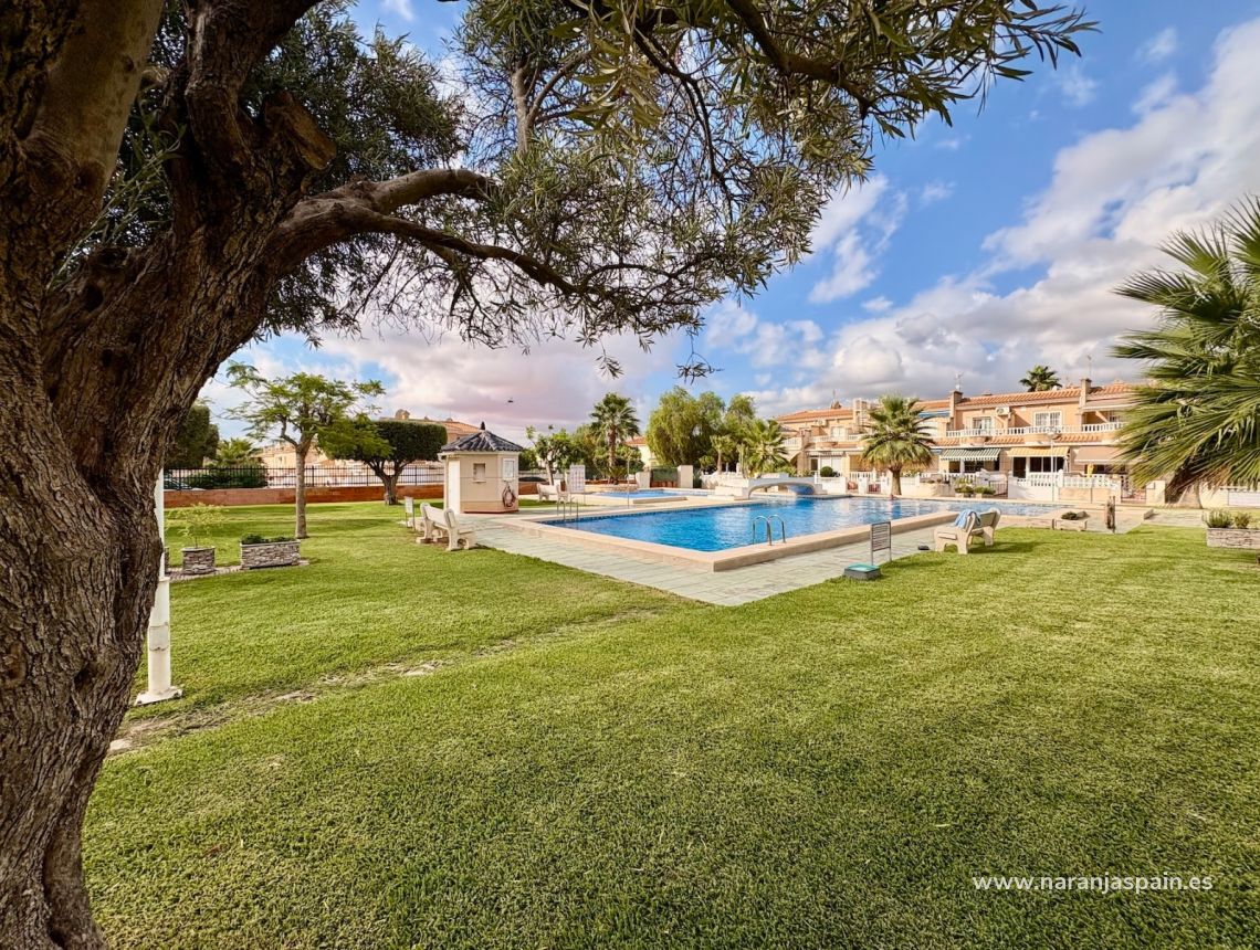 Sale - Adosado - Рохалес - Ciudad Quesada