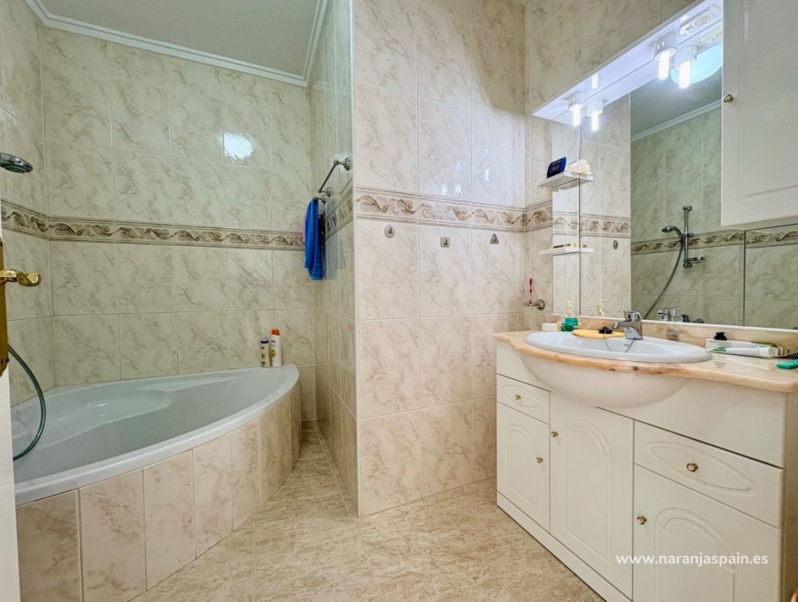 Sale - Adosado - Рохалес - Ciudad Quesada