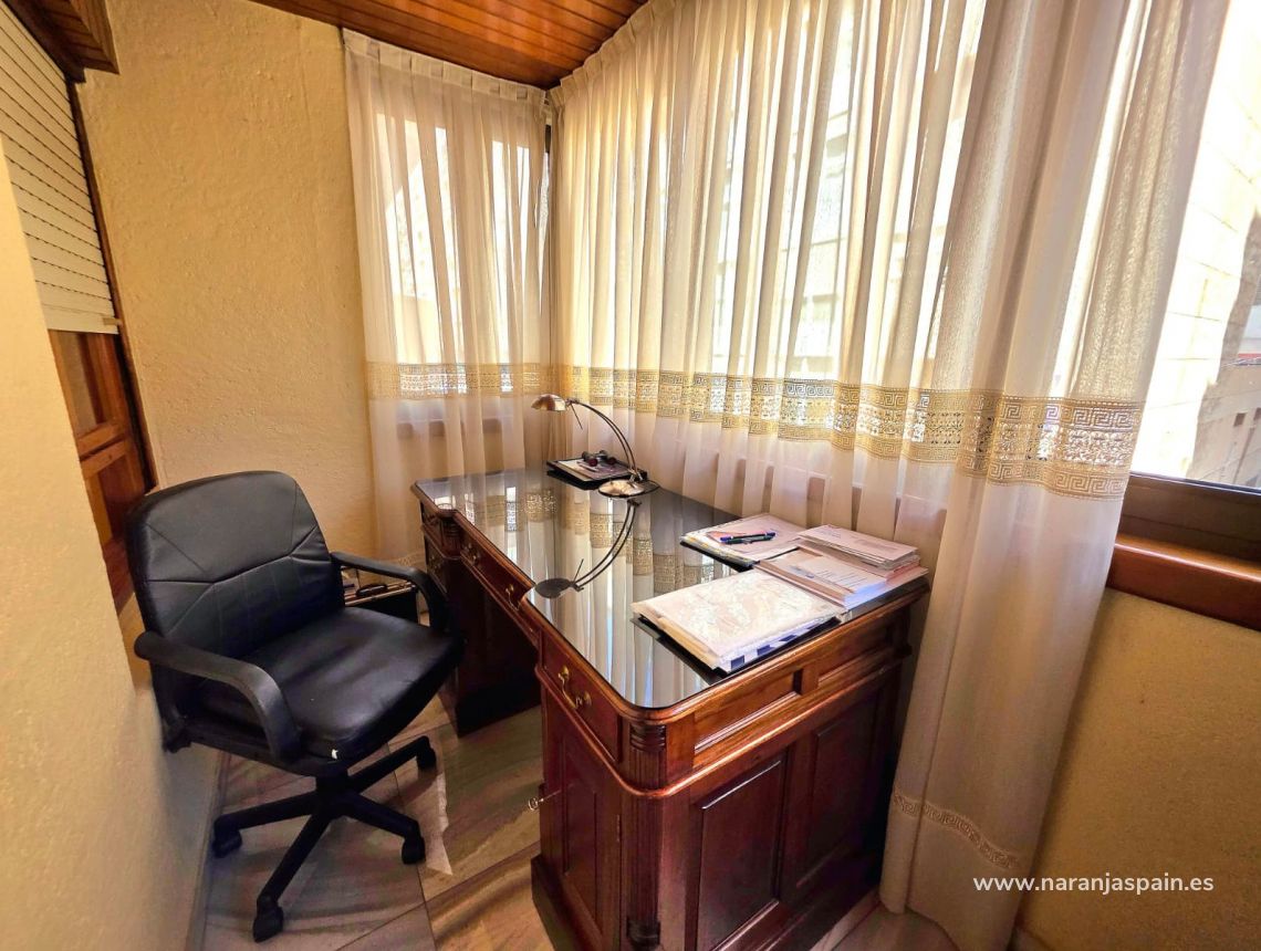 Sale - Апартаменты - Alicante - Centro