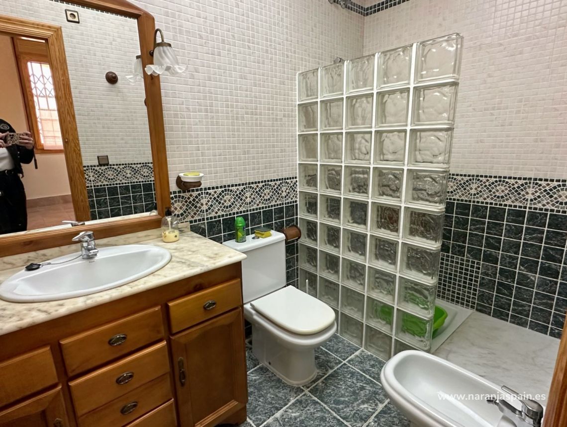 Sale - Апартаменты - Гвардамар дель Сегура - CENTRO