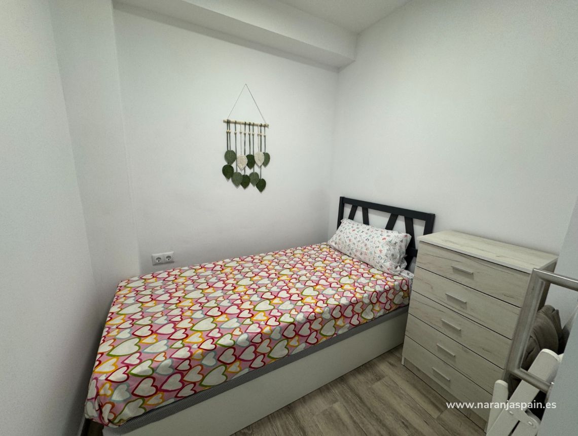 Sale - Апартаменты - Гвардамар дель Сегура - Pinomar