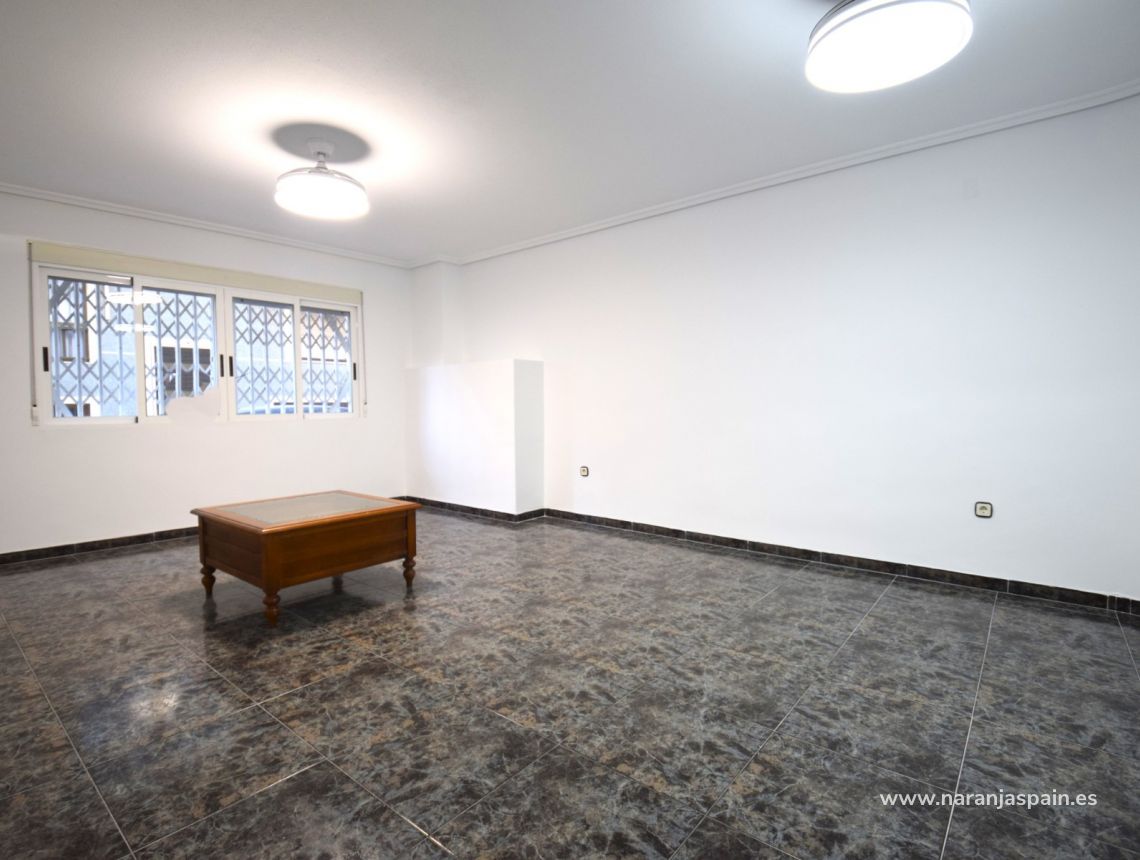 Sale - Апартаменты - Гвардамар дель Сегура - Pueblo