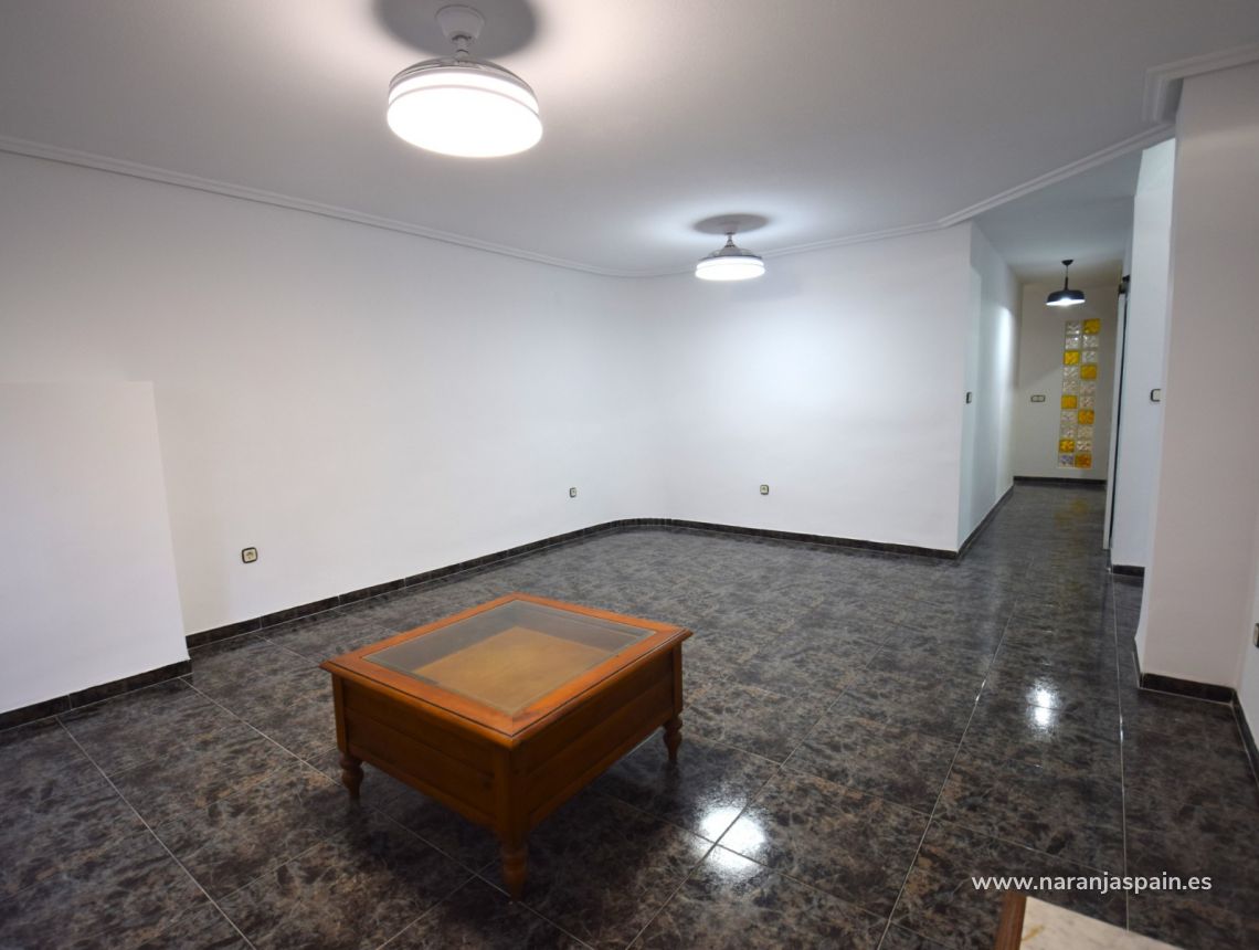 Sale - Апартаменты - Гвардамар дель Сегура - Pueblo