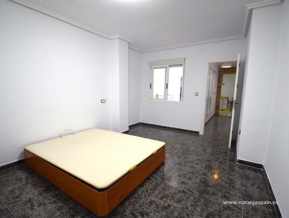 Sale - Апартаменты - Гвардамар дель Сегура - Pueblo