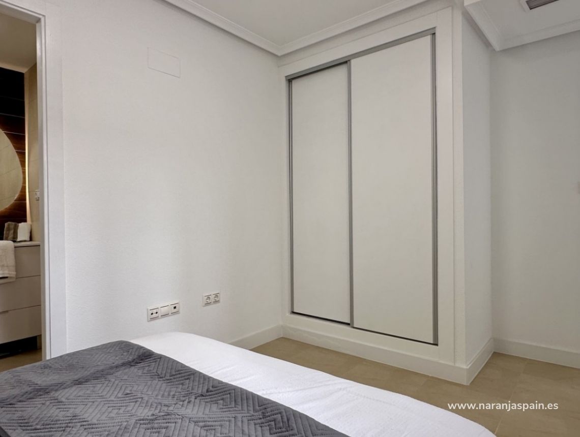 Sale - Апартаменты - Torrevieja