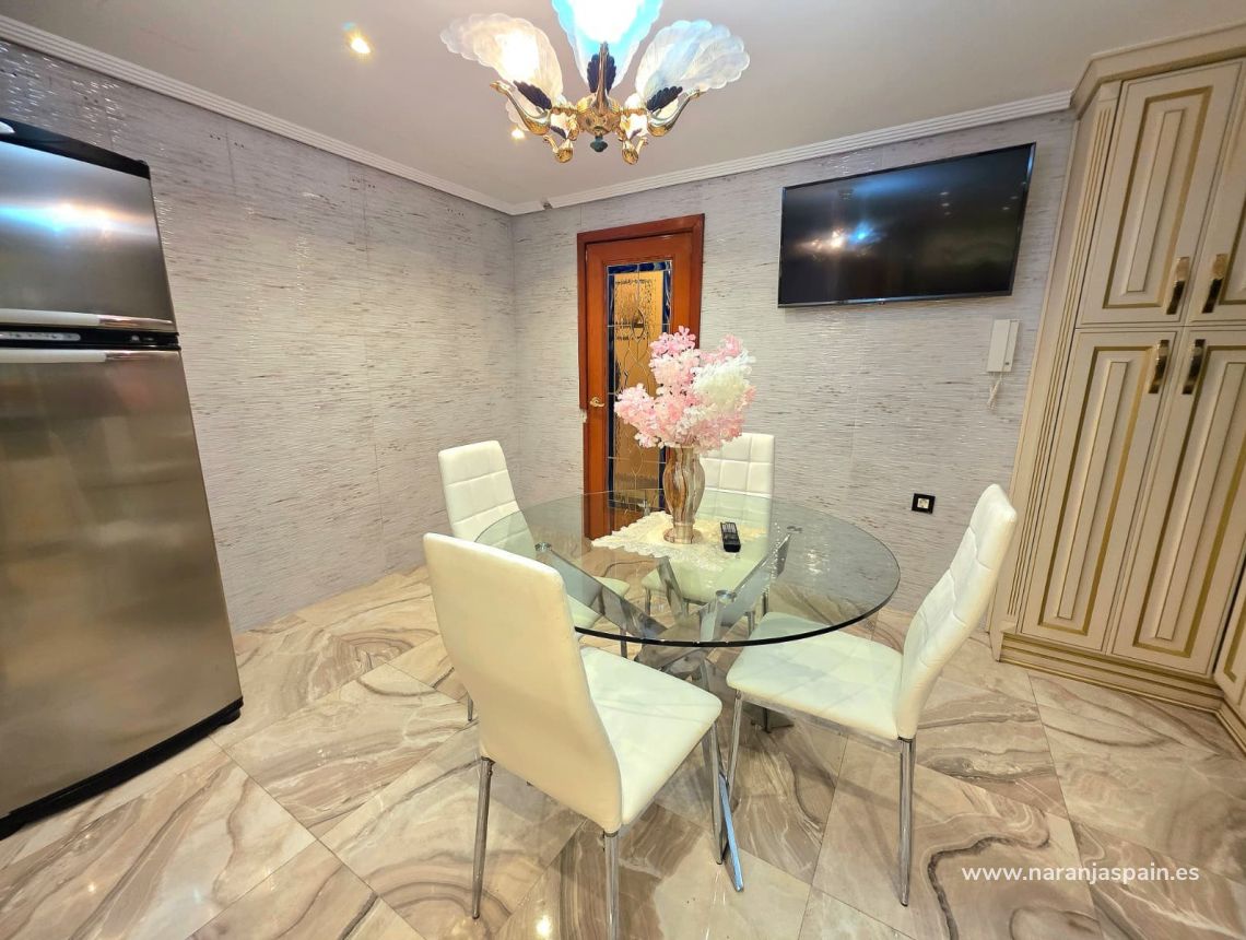 Sale - Apartment - Alicante - Centro