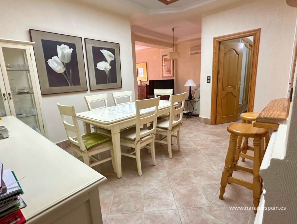 Sale - Apartment - Guardamar del Segura - CENTRO