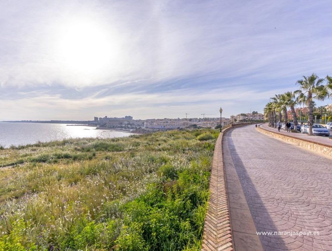 Sale - Apartment - Orihuela Coast - Campoamor