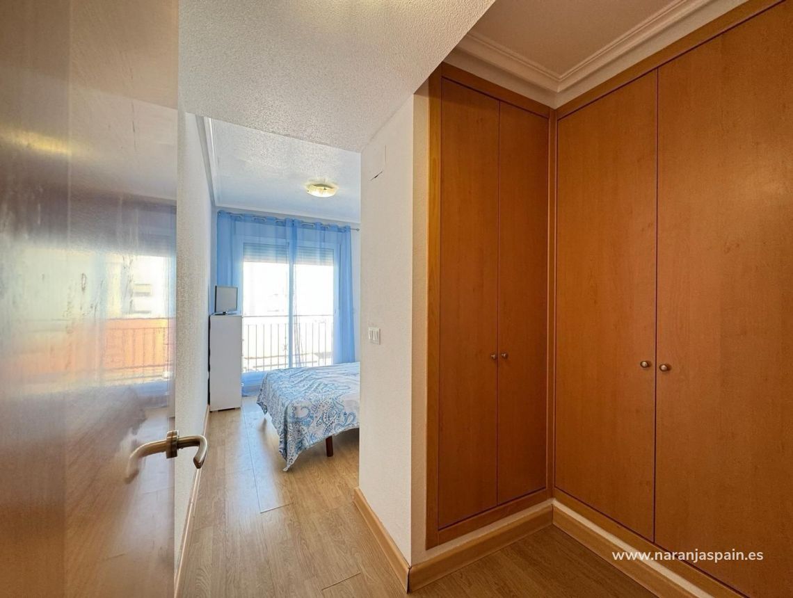 Sale - Apartment - Torrevieja - Center