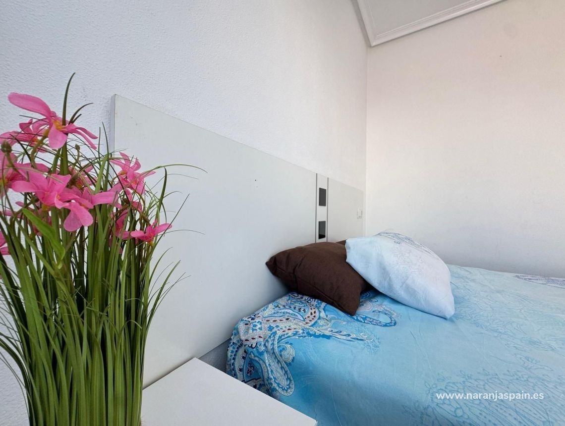 Sale - Apartment - Torrevieja - Center