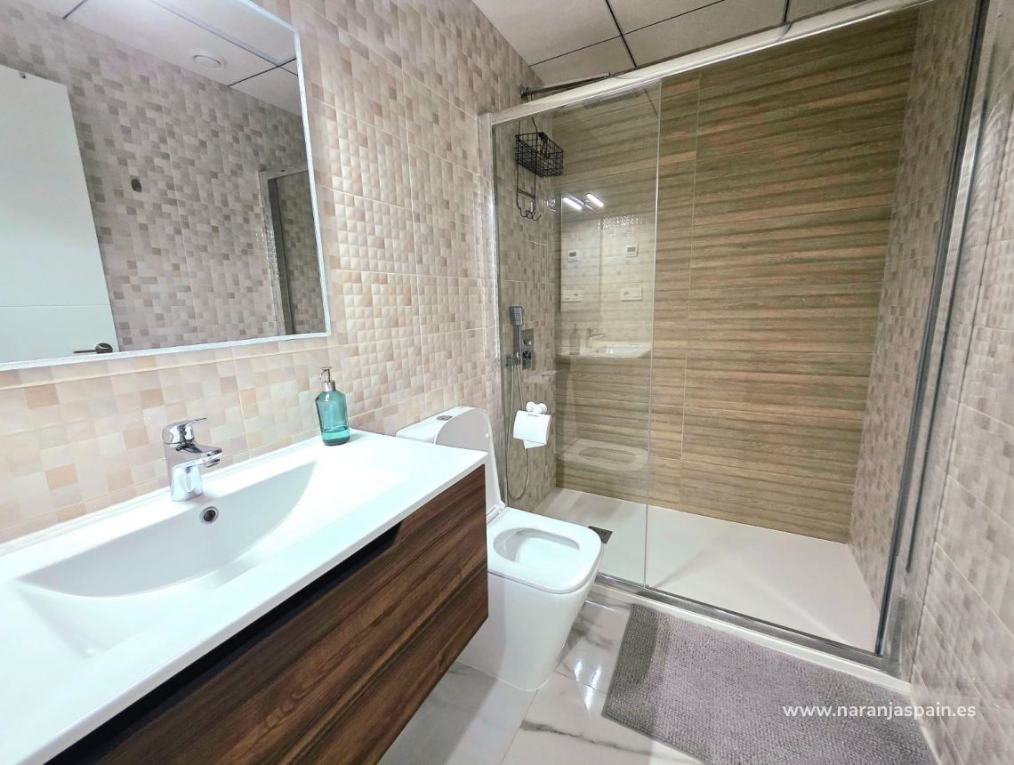 Sale - Apartment - Torrevieja - Center
