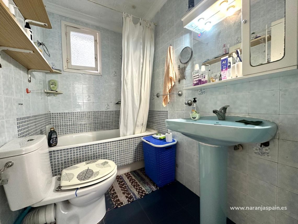 Sale - Apartment - Torrevieja - Centro