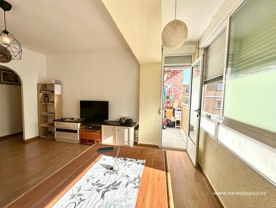 Sale - Apartment - Torrevieja - Centro