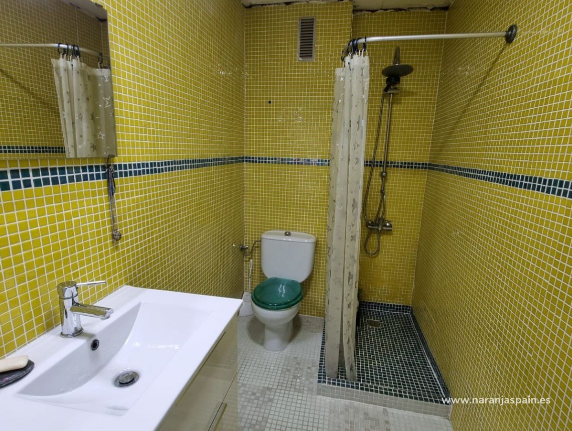 Sale - Apartment - Torrevieja - Centro