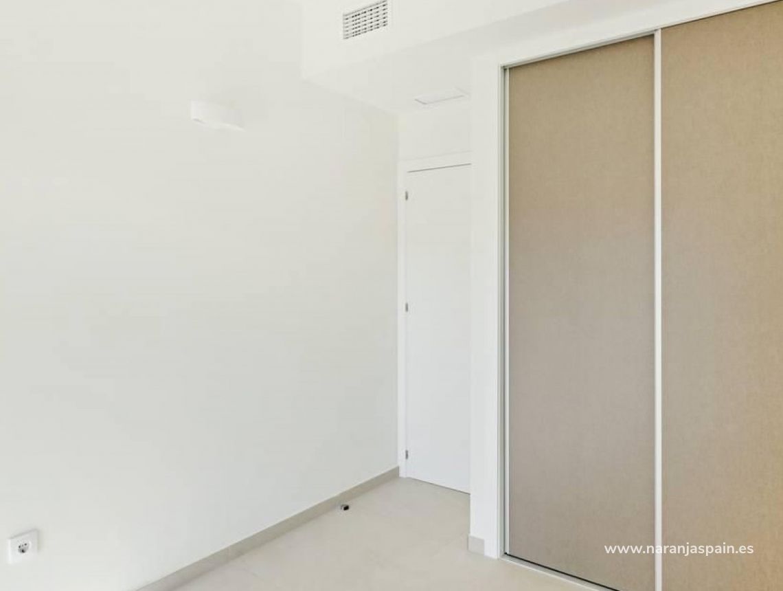 Sale - Apartment - Torrevieja - La Veleta